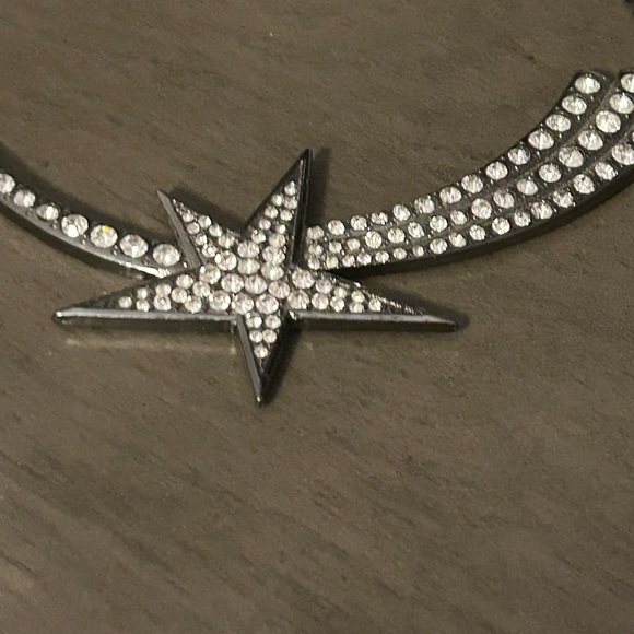 NWT EXPRESS rhinestone star necklace - Picture 3 of 10